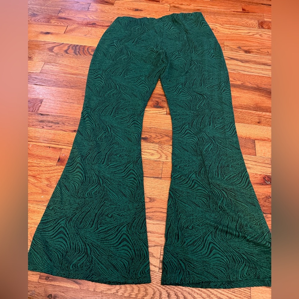Zara Emerald Textured Trousers - Picture 4 of 4